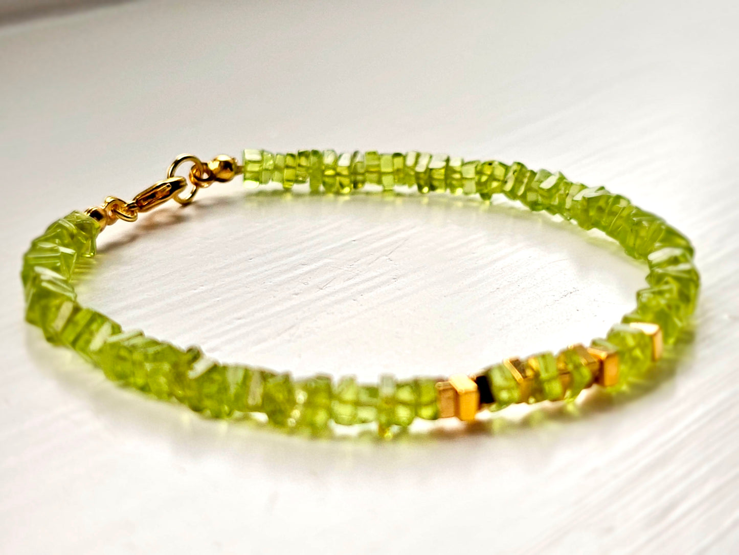 Peridot beaded bracelet