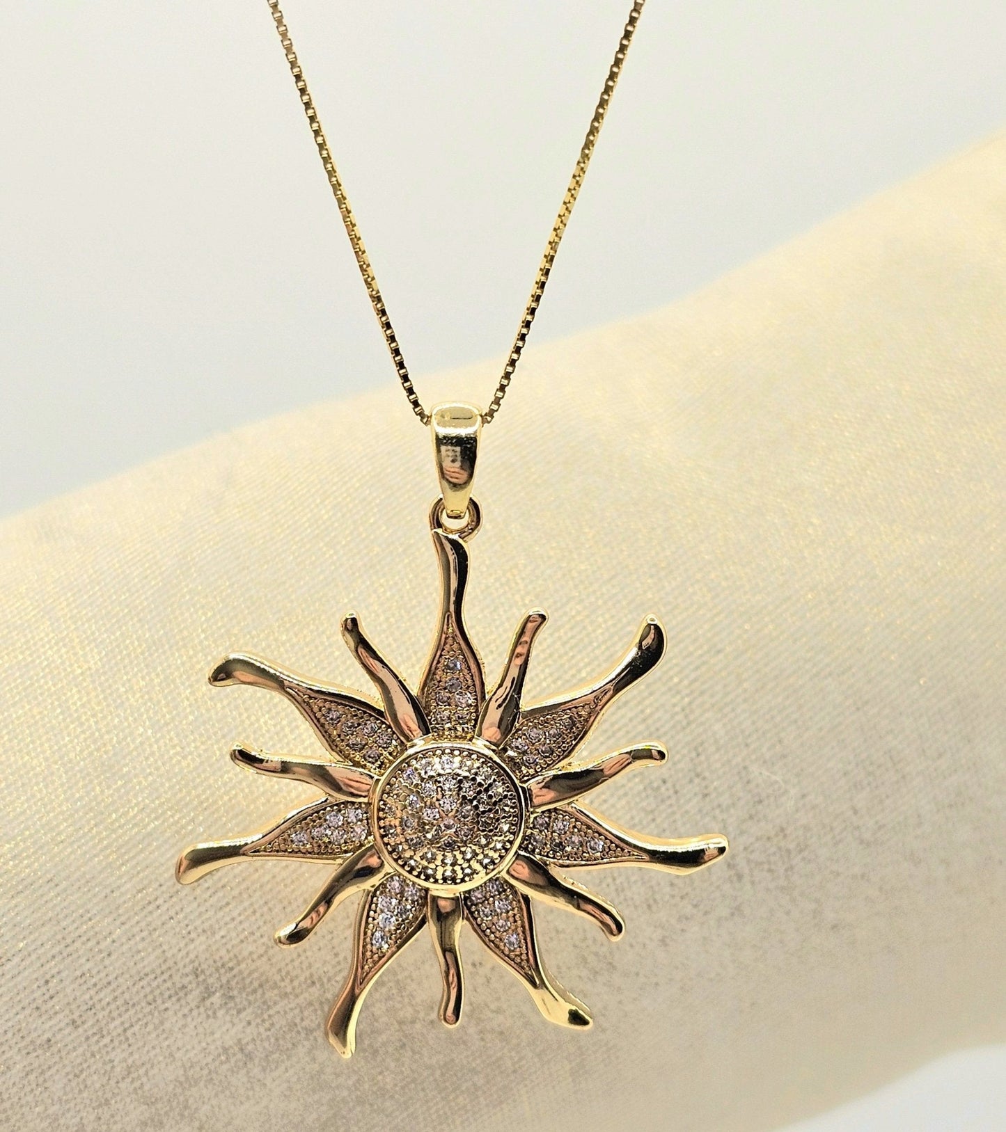 Gold sun pendant necklace - Believe Jewellery